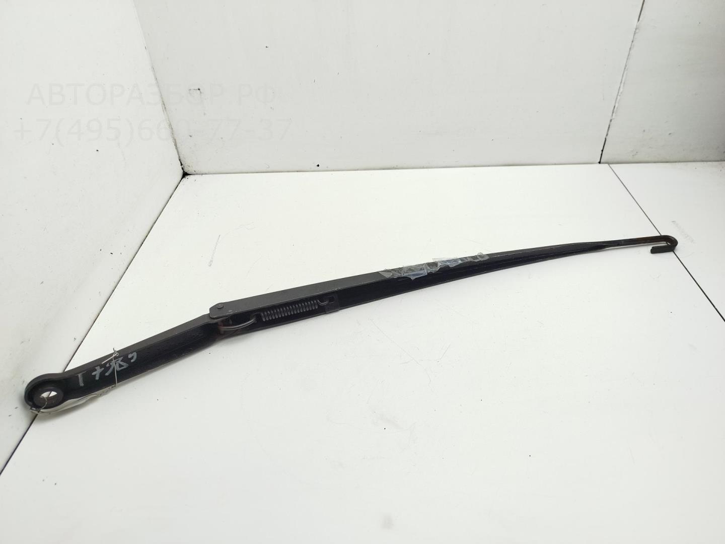 Поводок стеклоочистителя передний правый