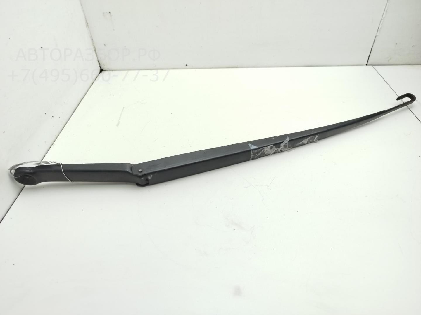 Поводок стеклоочистителя передний правый