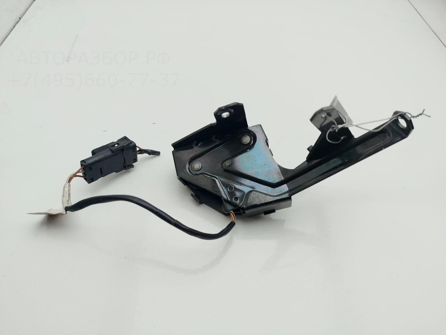 Замок багажника