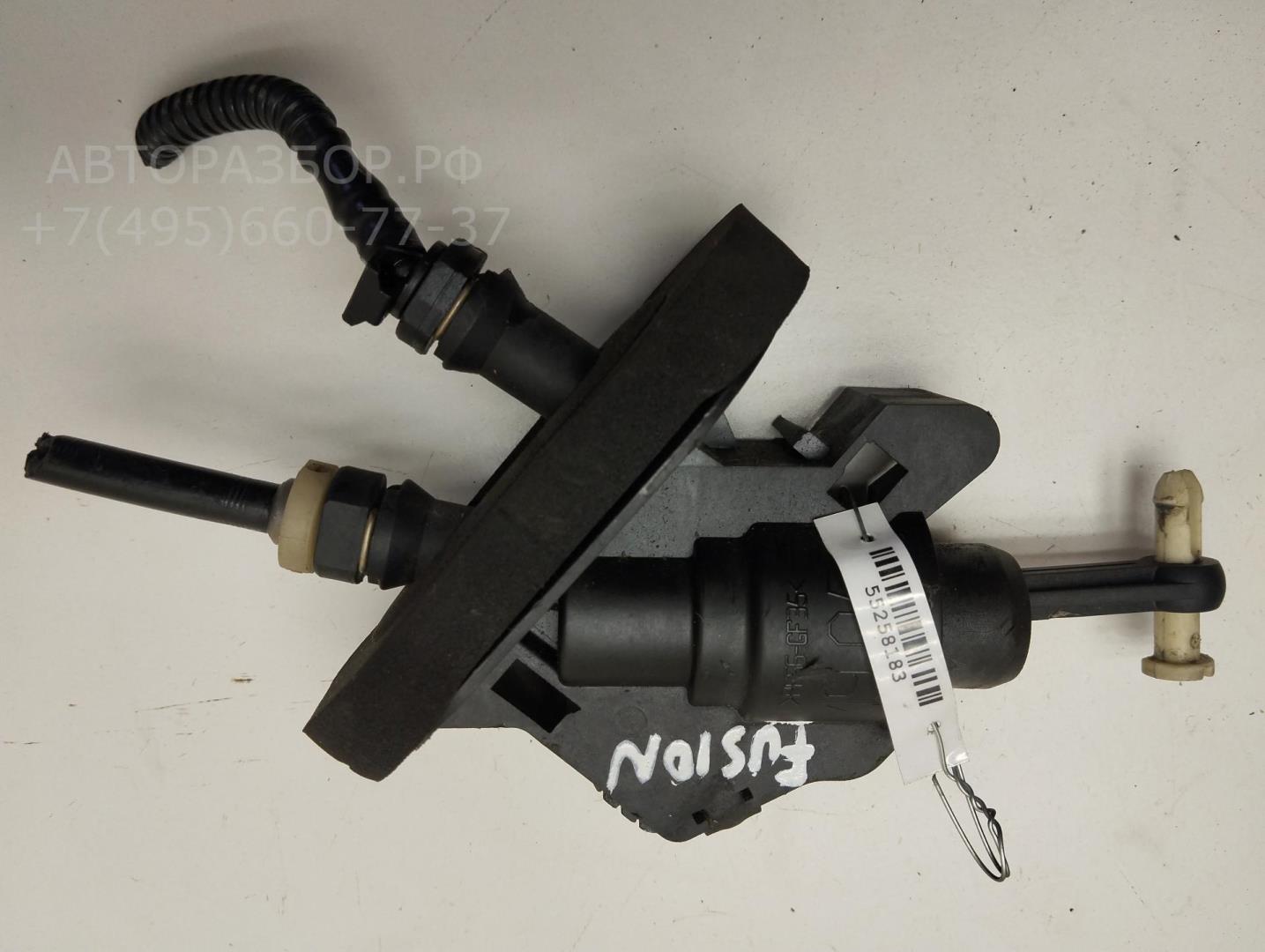 Цилиндр сцепления главный