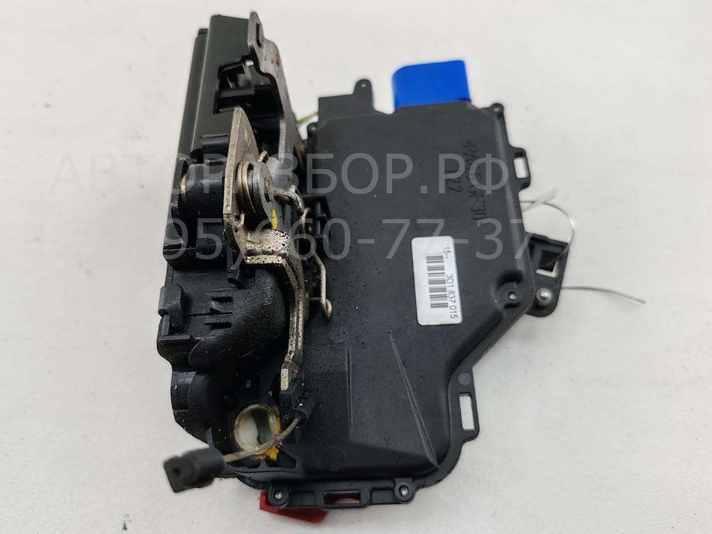 Замок двери передней левой