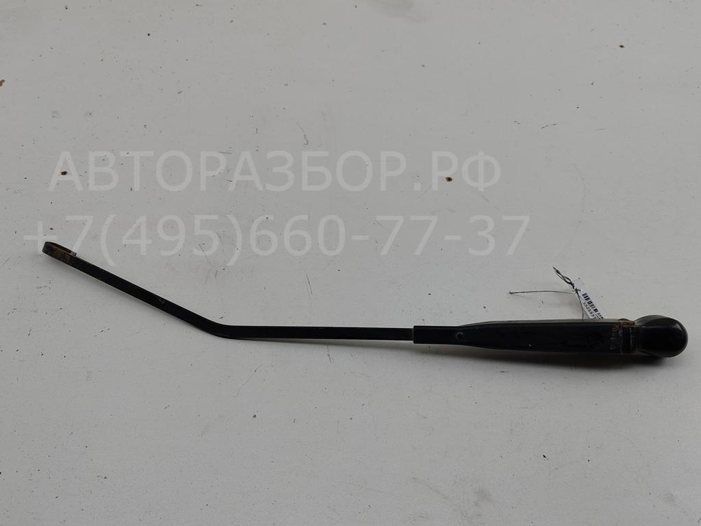 Поводок стеклоочистителя заднего