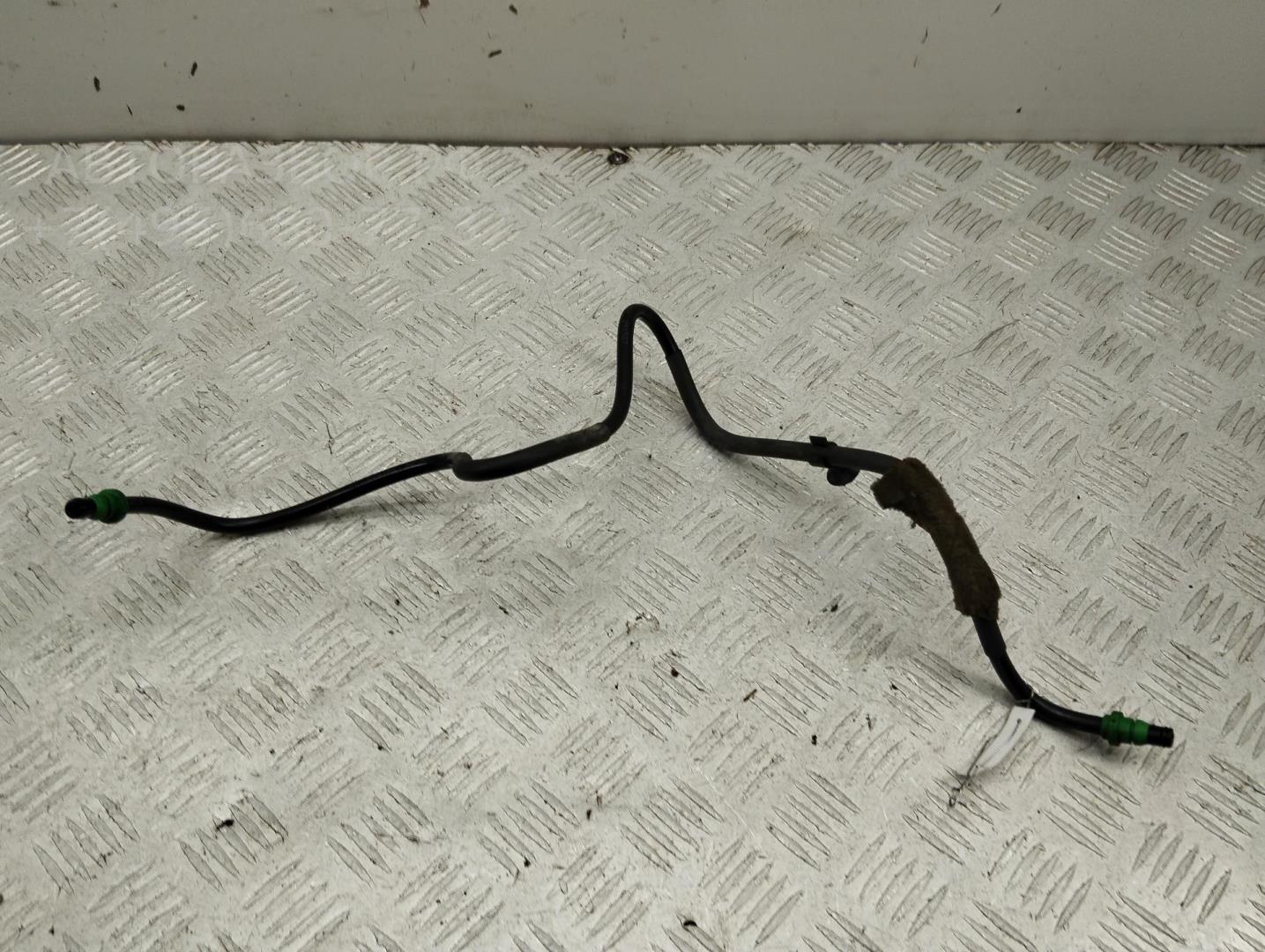 Трубка цилиндра сцепления