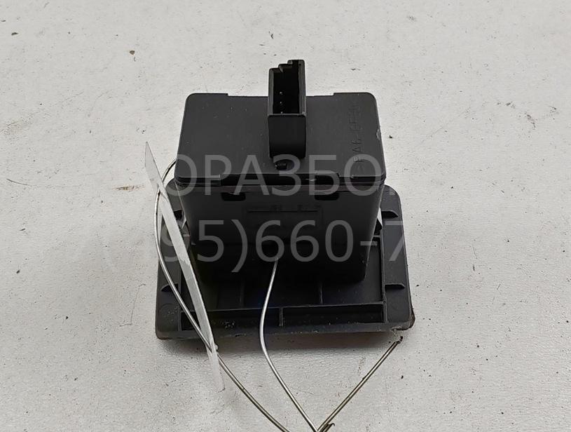 Кнопка стеклоподъемника