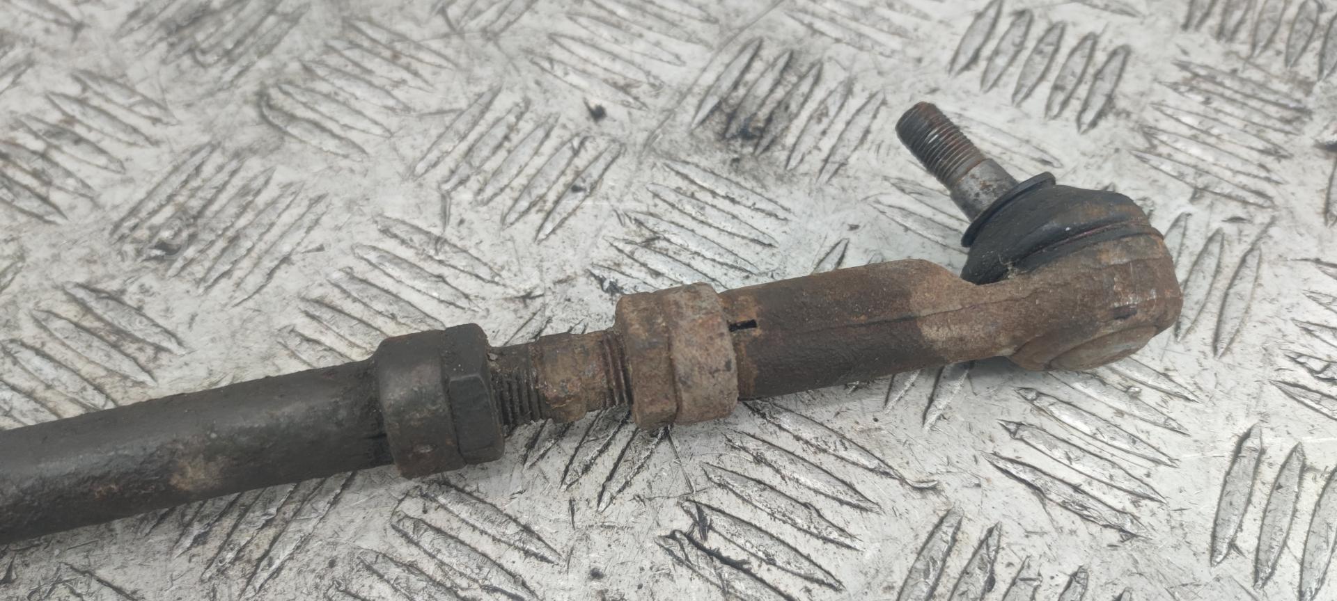 Тяга рулевая левая