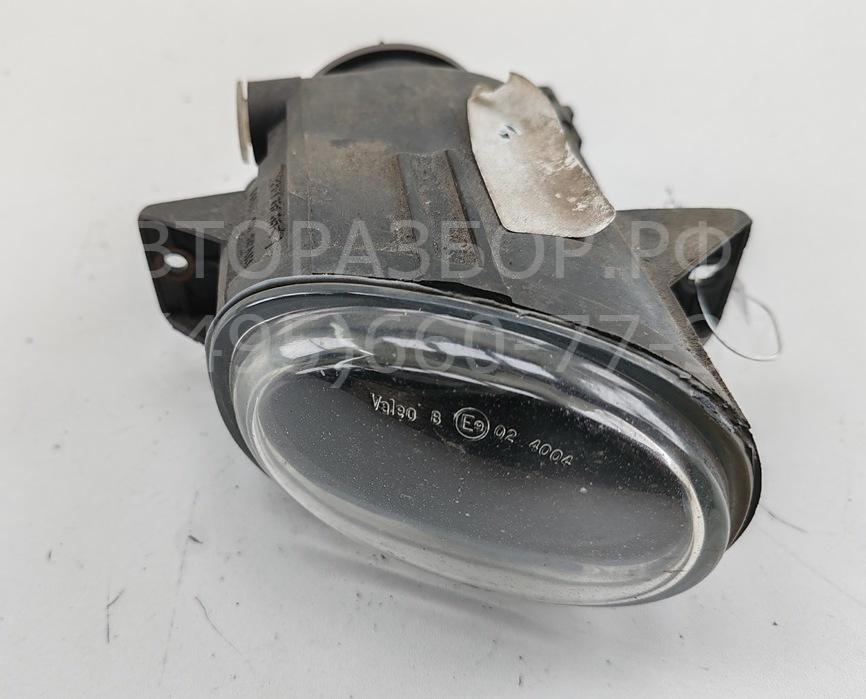 Фара противотуманная правая