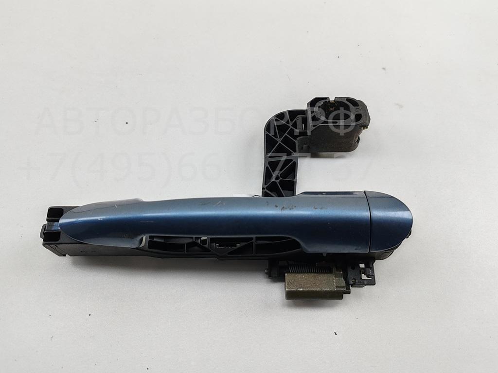 Ручка двери передней наружная правая