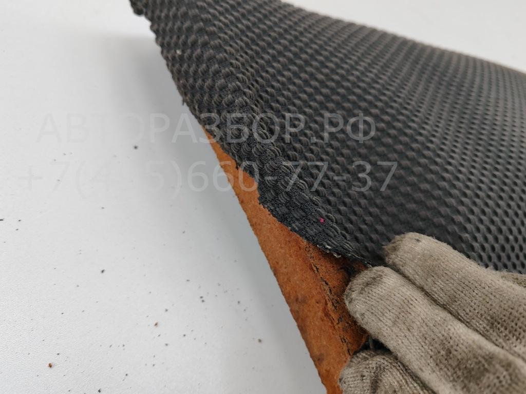 Обшивка двери передней левой