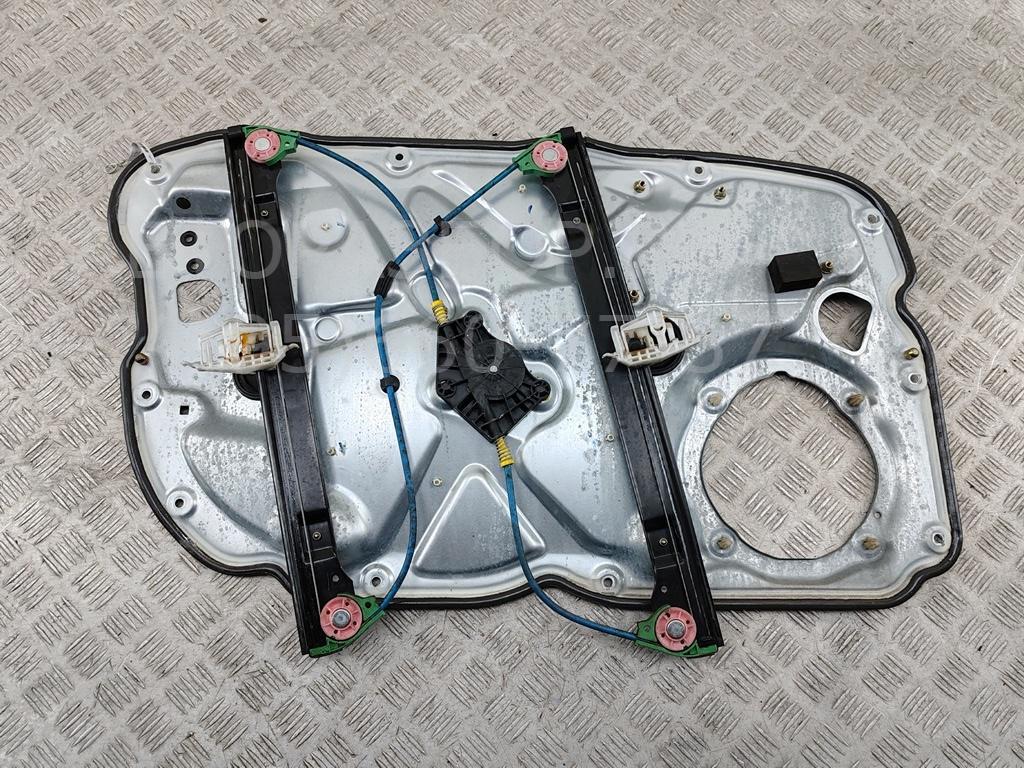 Стеклоподъемник электр. передний правый