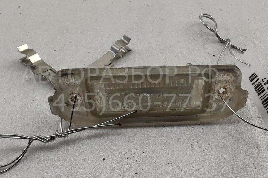 Фонарь подсветки номера