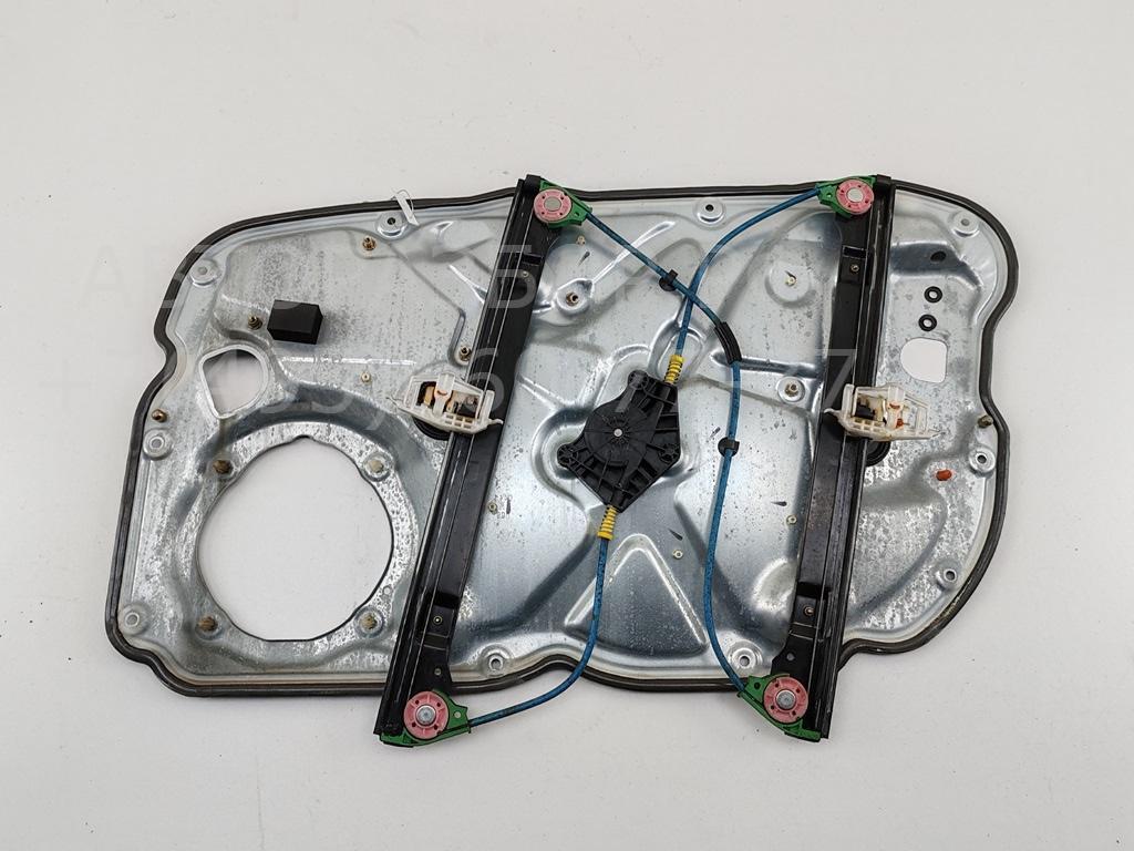 Стеклоподъемник электр. передний левый