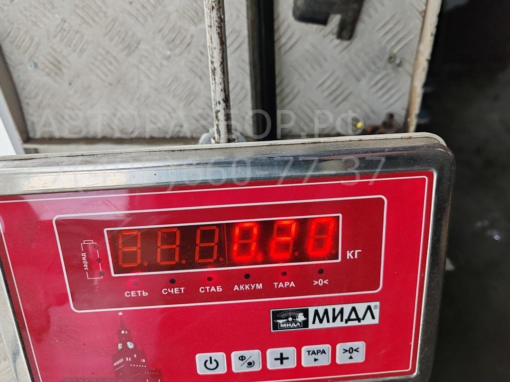 Молдинг двери передней левой