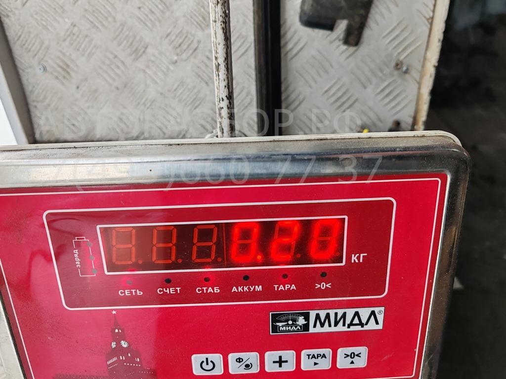 Накладка стекла переднего левого