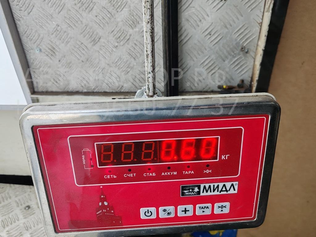 Молдинг переднего бампера