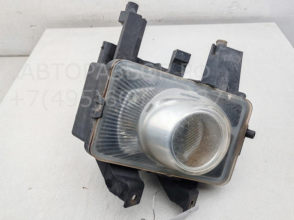 Фара противотуманная левая