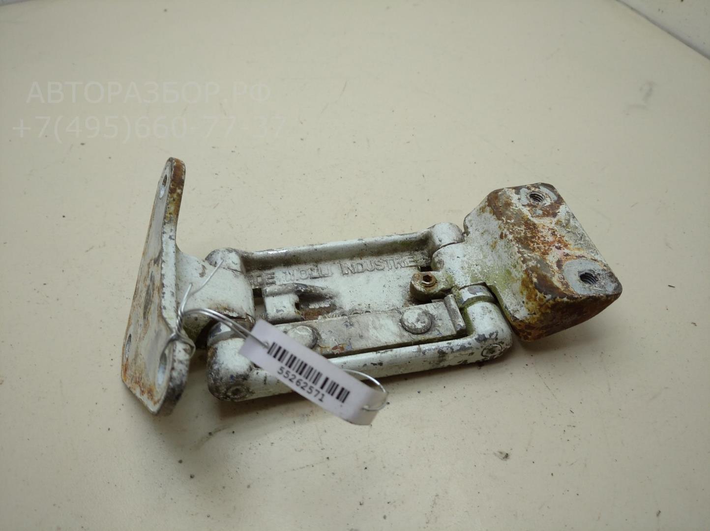 Петля двери