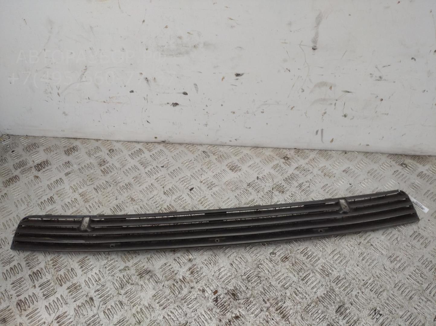 Решетка в капот