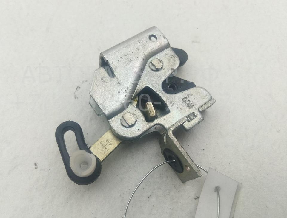 Замок багажника