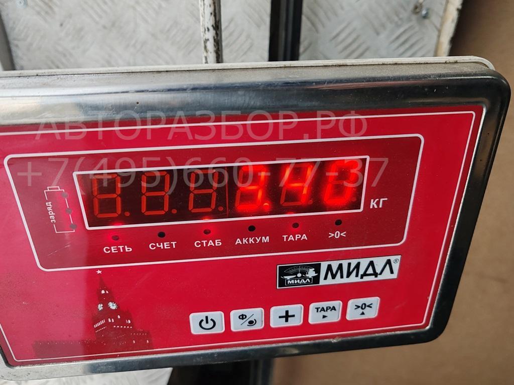 Стекло двери передней правой