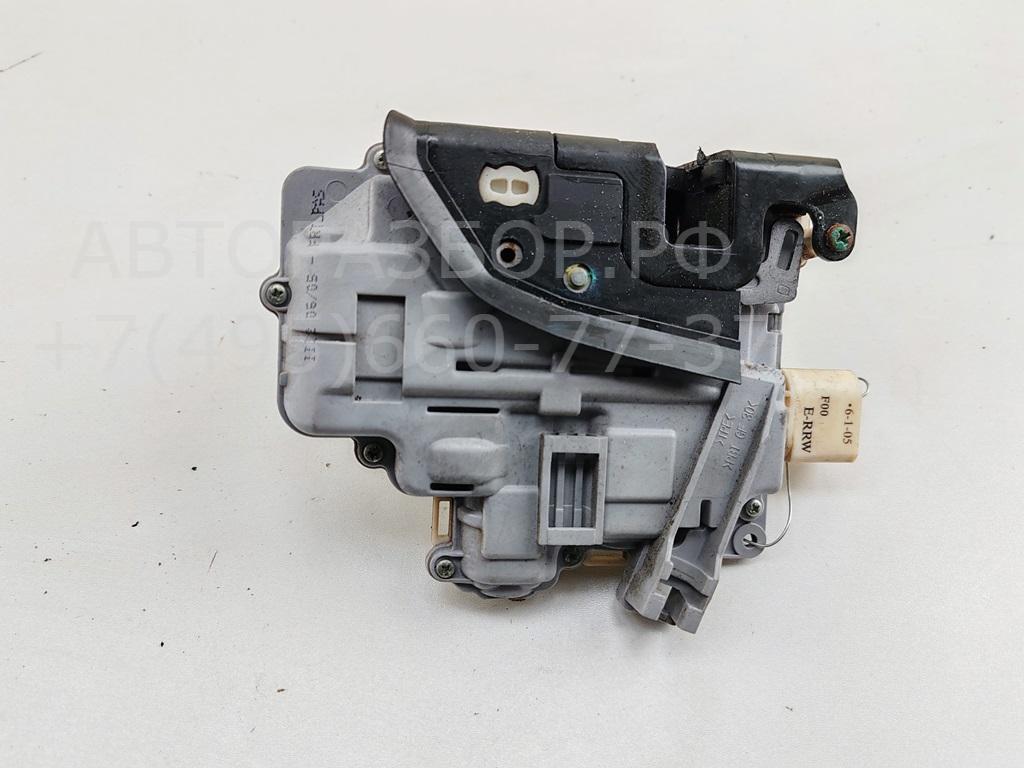 Замок двери передней правой