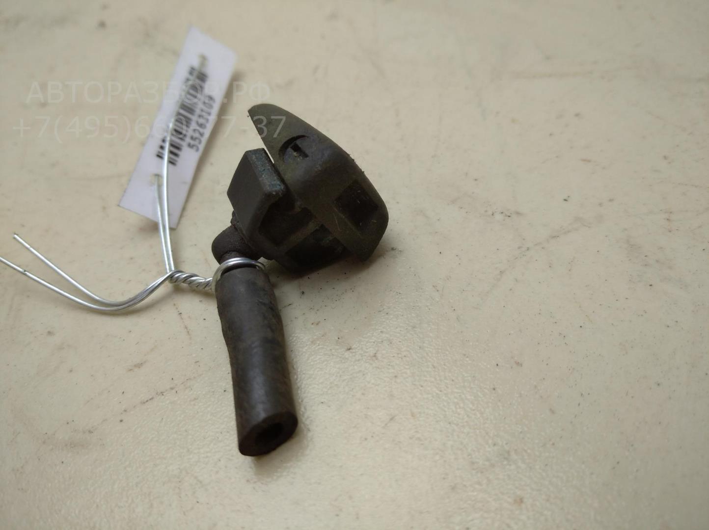 Форсунка омывателя лобового стекла