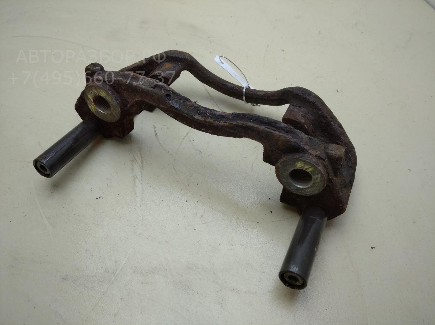 Скоба суппорта переднего