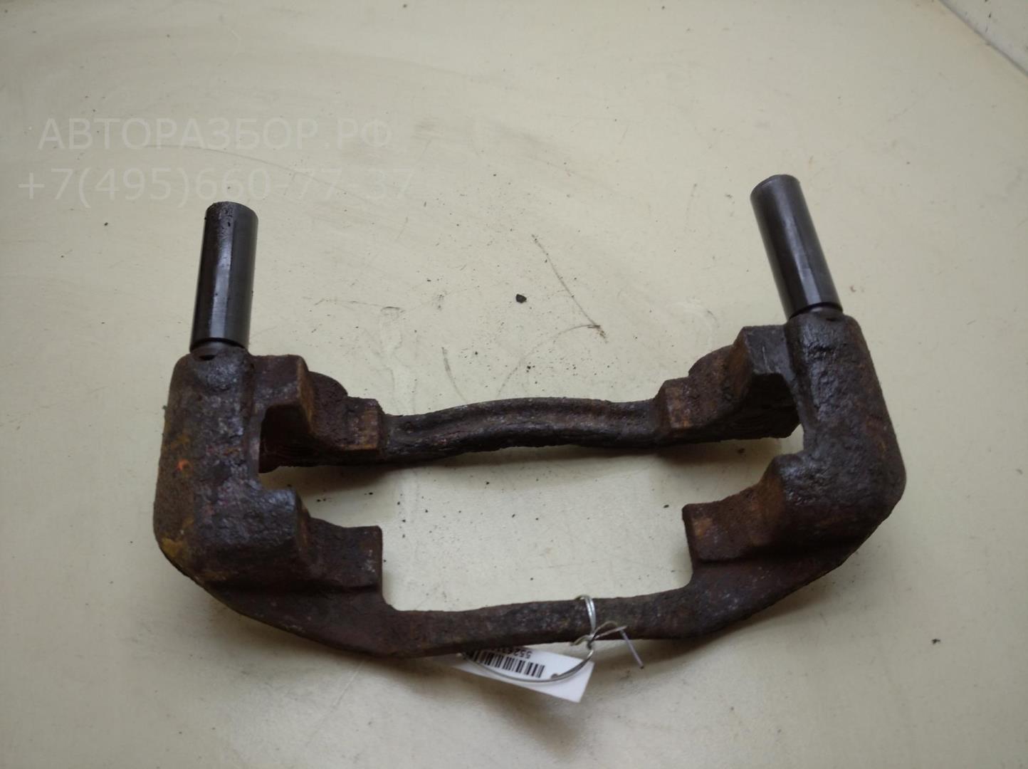 Скоба суппорта переднего