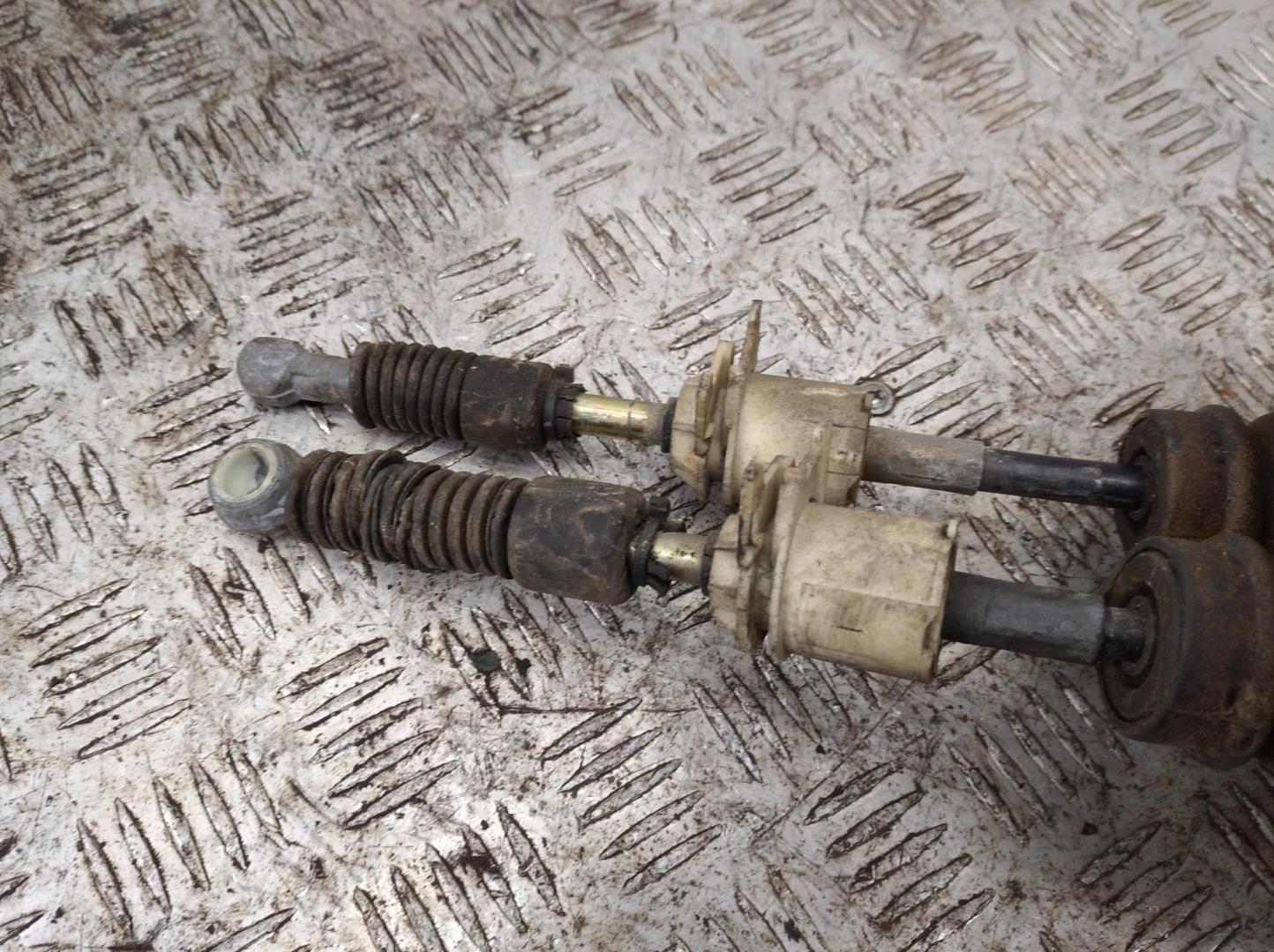 Трос КПП (выбора/переключения передач)