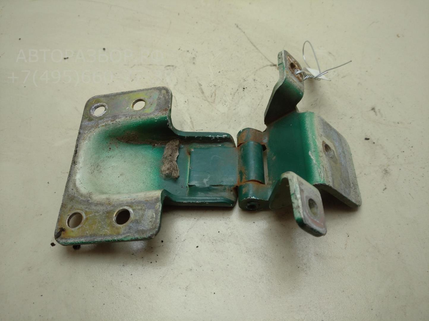 Петля двери