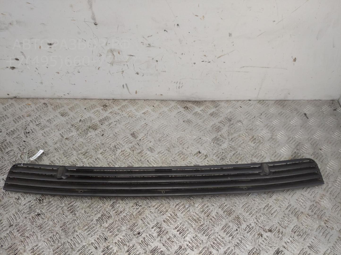 Решетка в капот