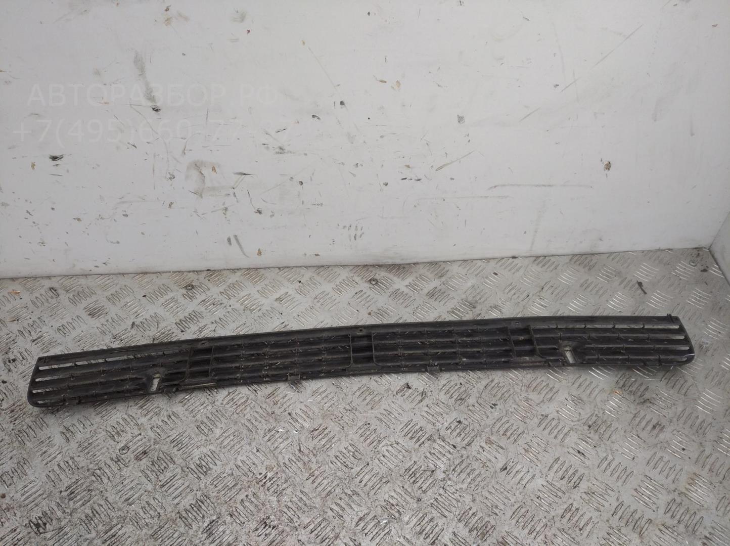 Решетка в капот