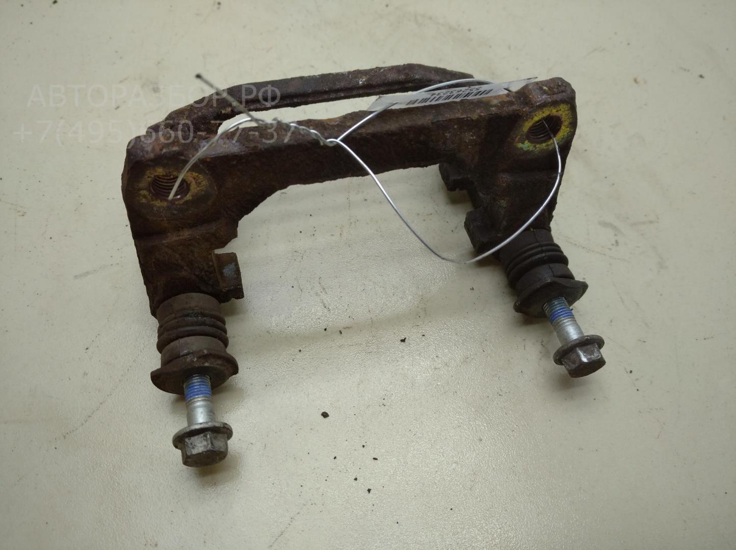 Скоба суппорта заднего