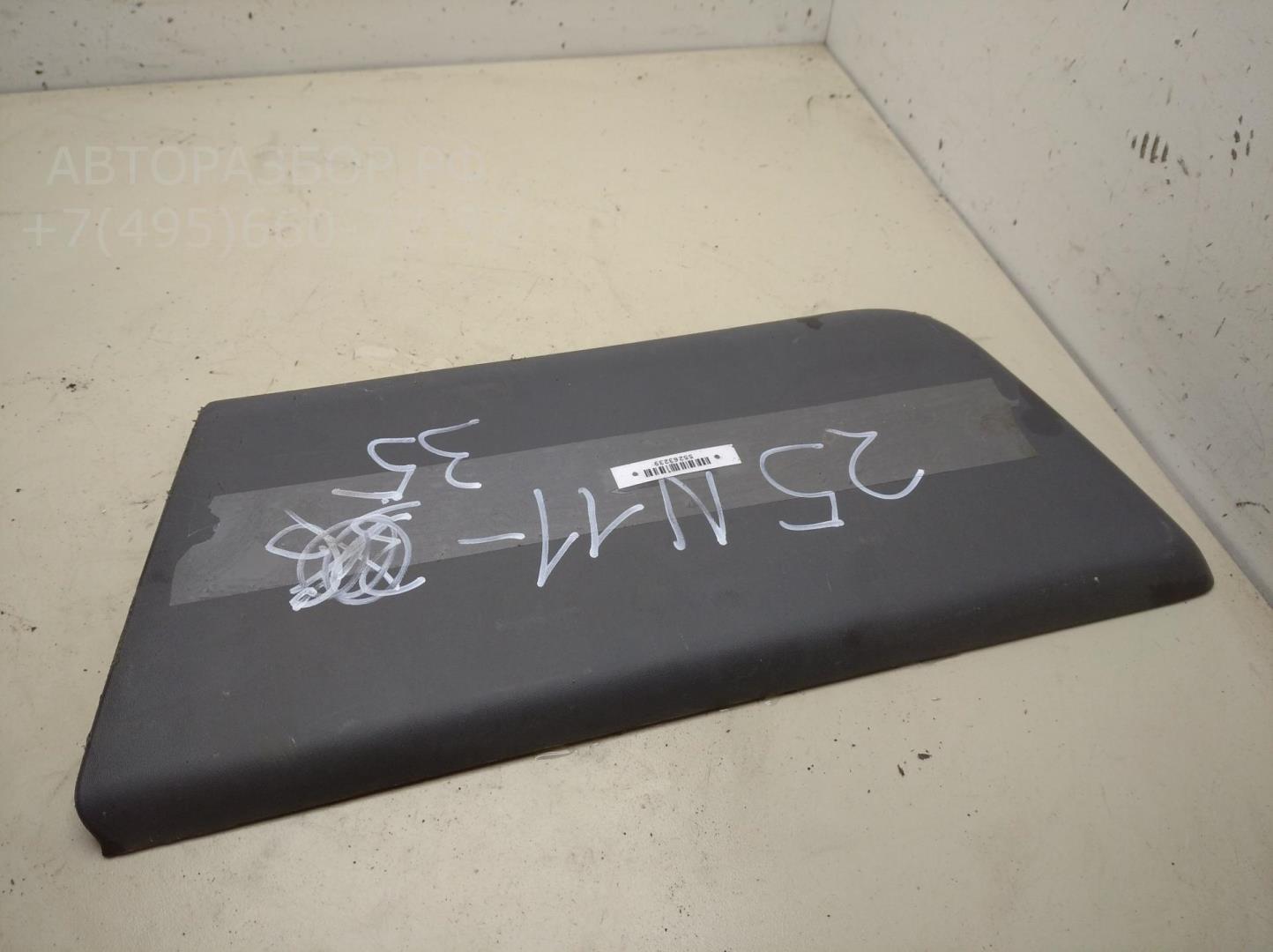 Молдинг двери передней левой