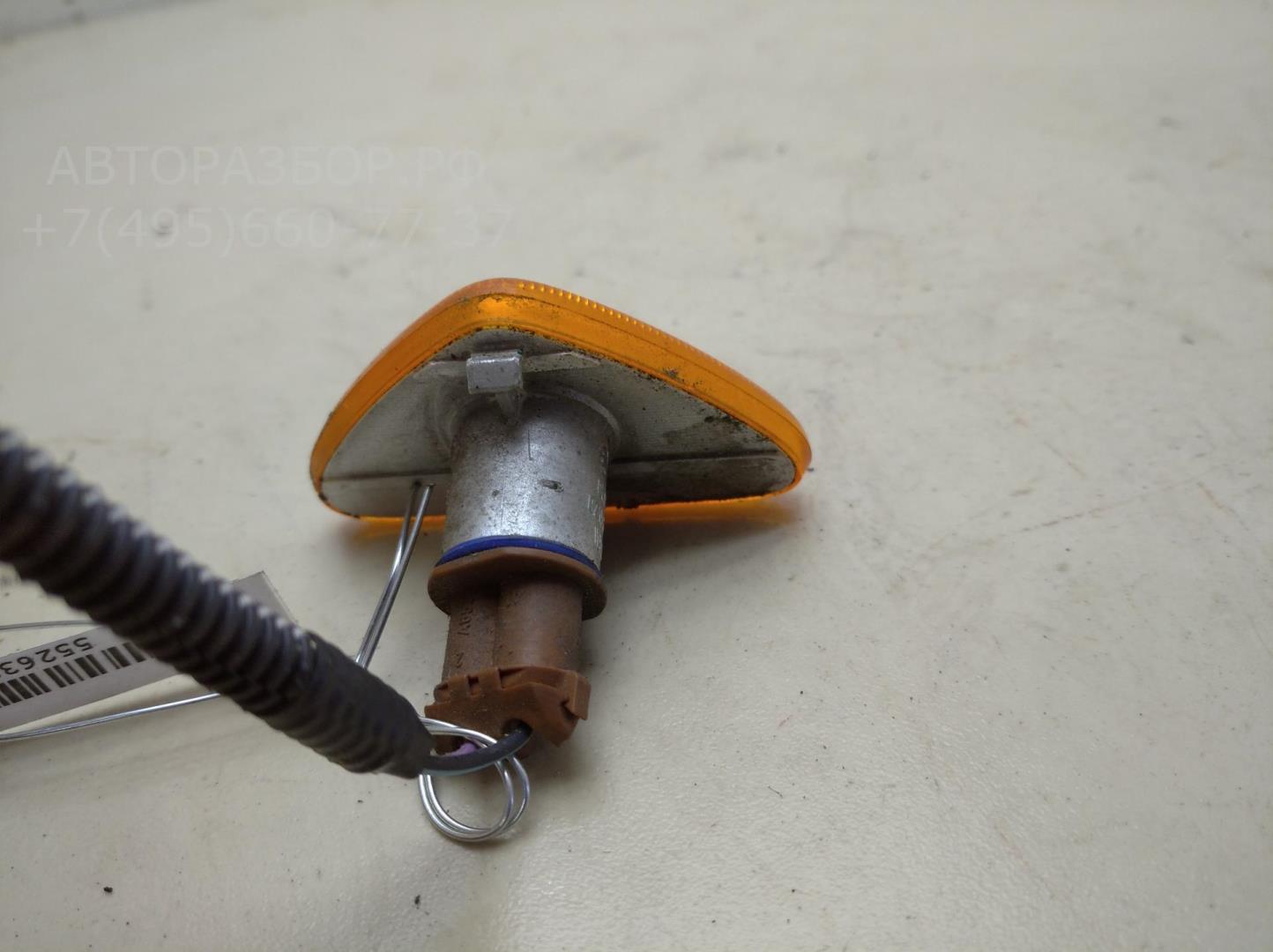 Указатель поворота правый