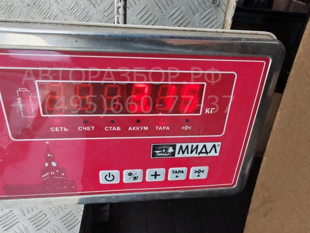 Стекло двери передней левой