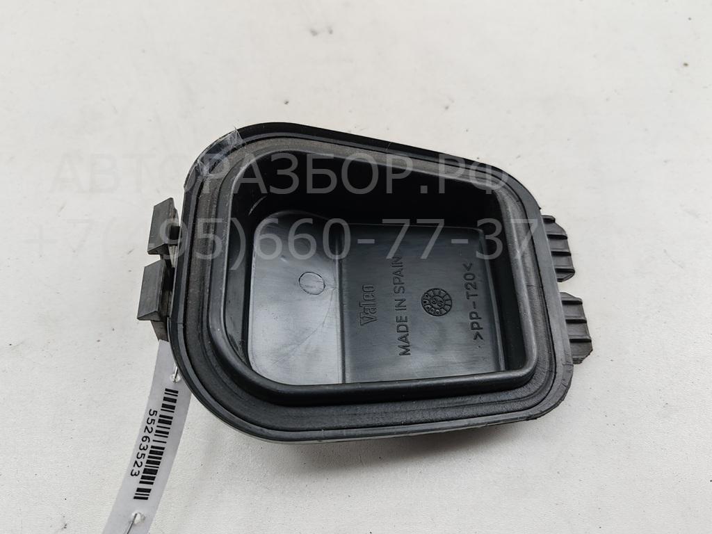 Крышка фары левой