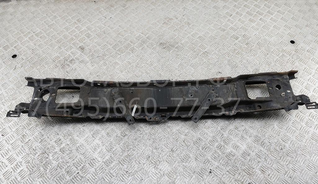 Усилитель переднего бампера