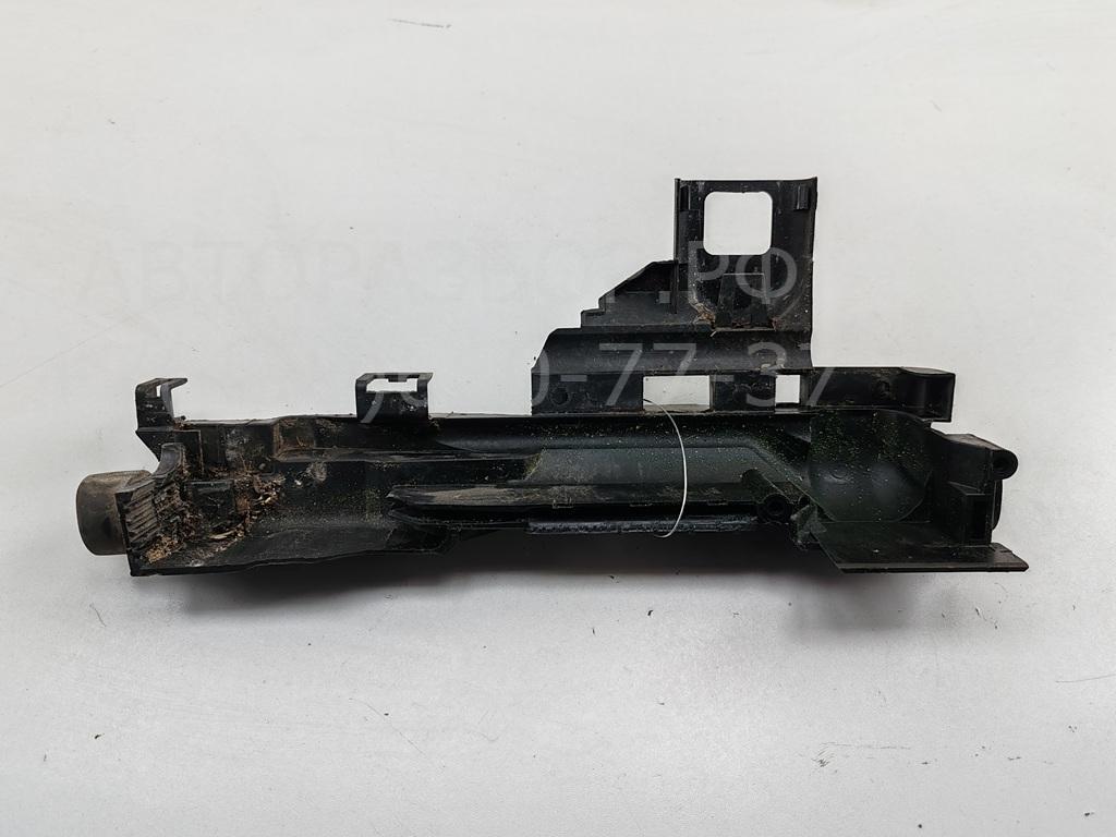 Кронштейн радиатора