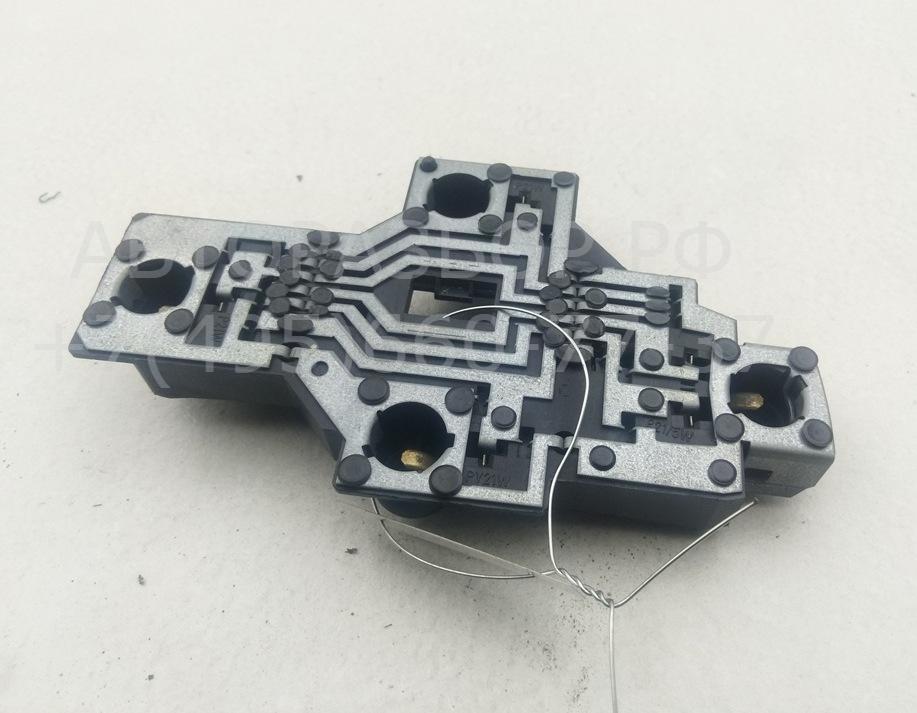 Плата заднего фонаря правого