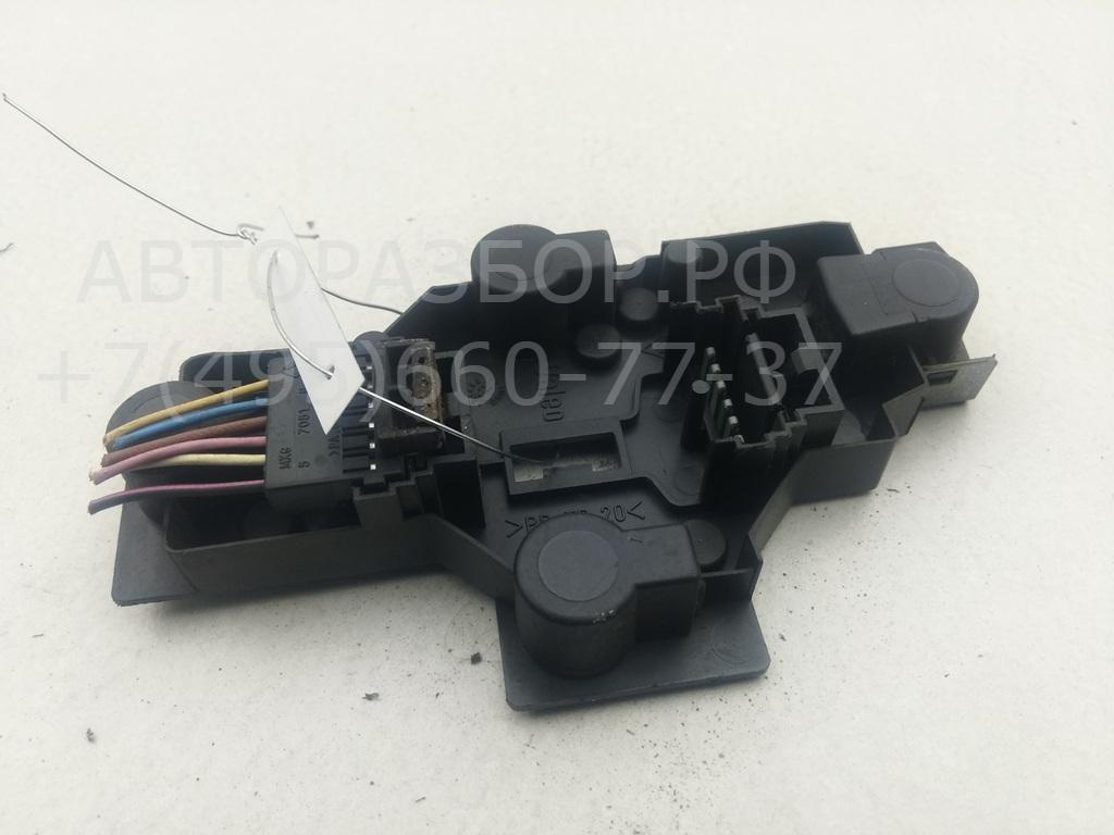 Плата заднего фонаря правого