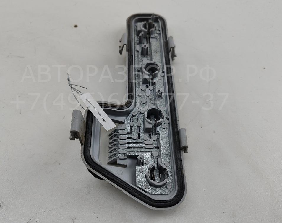 Плата заднего фонаря правого