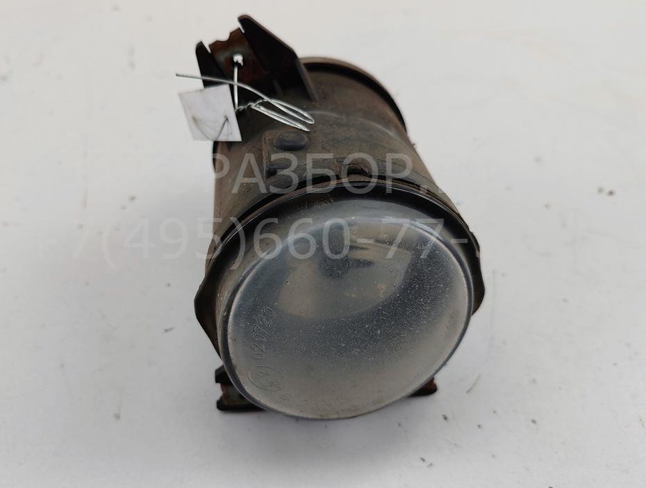 Фара противотуманная левая