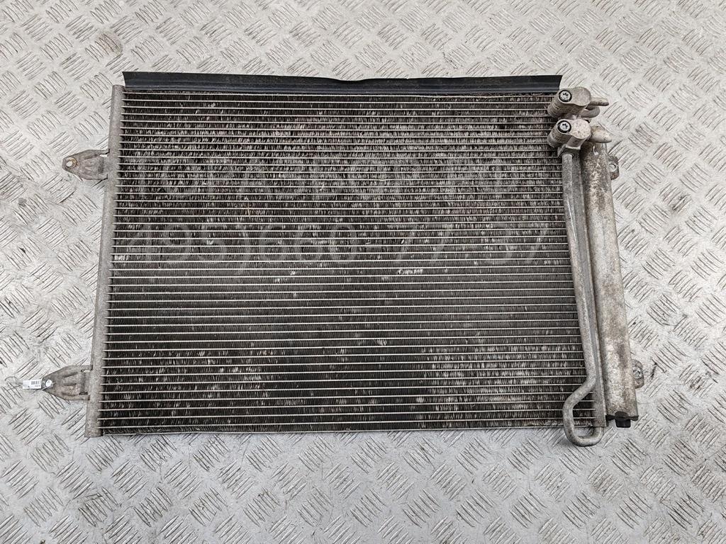 Радиатор кондиционера / конденсер