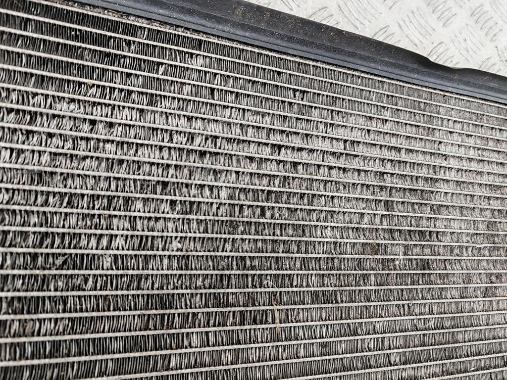 Радиатор кондиционера / конденсер