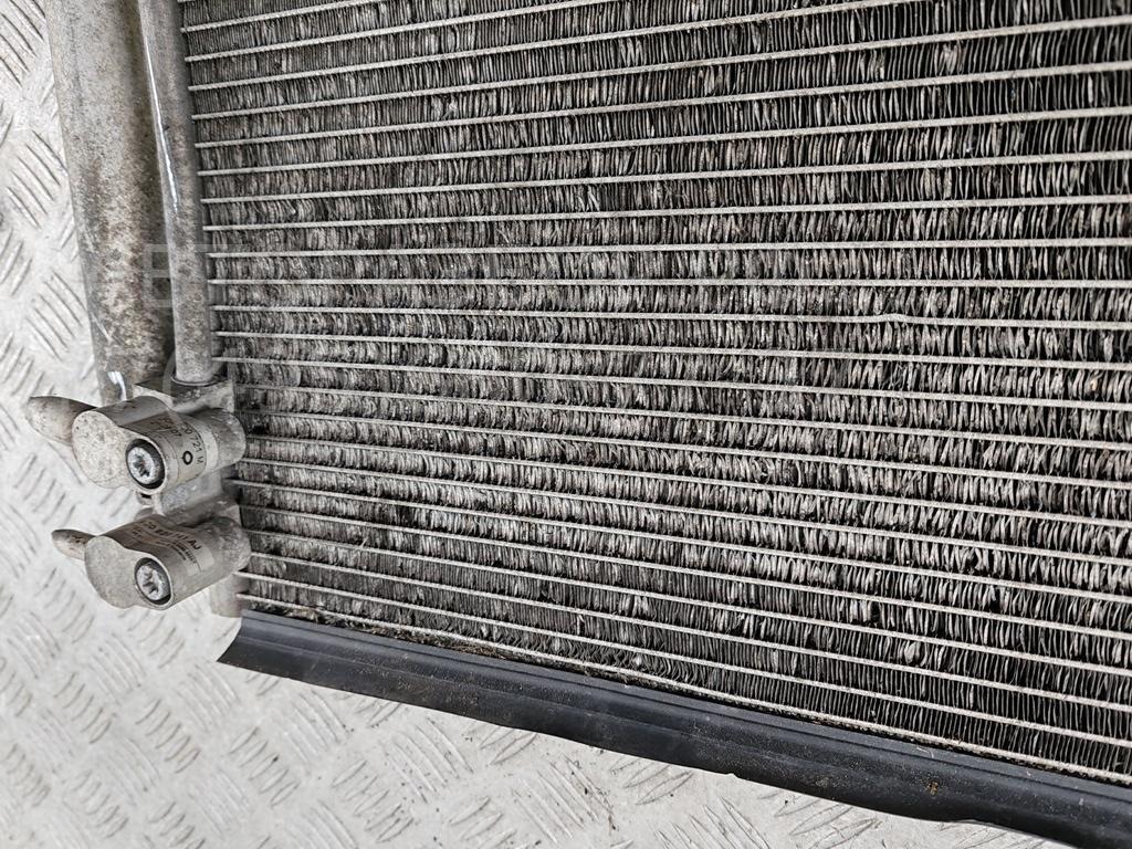 Радиатор кондиционера / конденсер