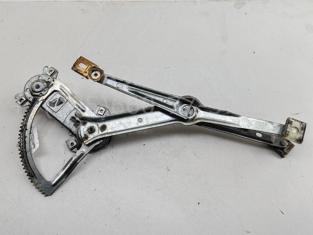 Стеклоподъемник механ. передний правый