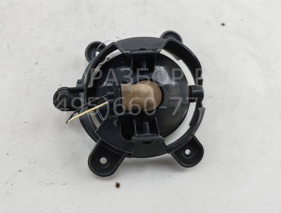 Фара противотуманная правая