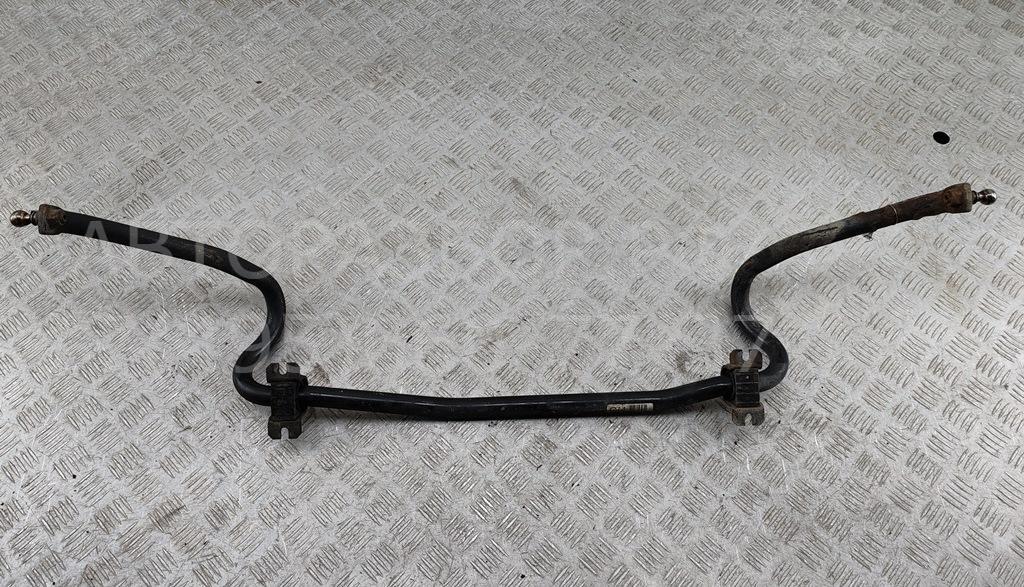 Стабилизатор передний