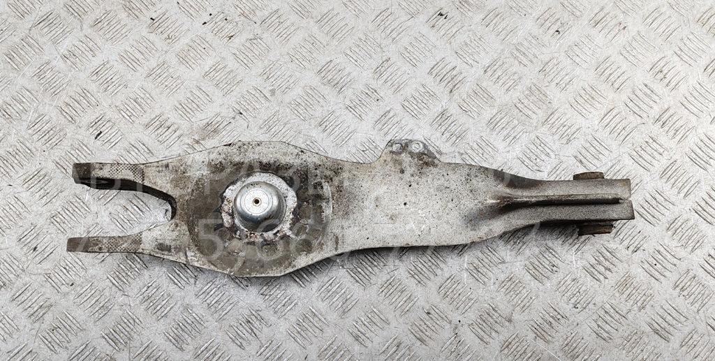 Рычаг задний левый