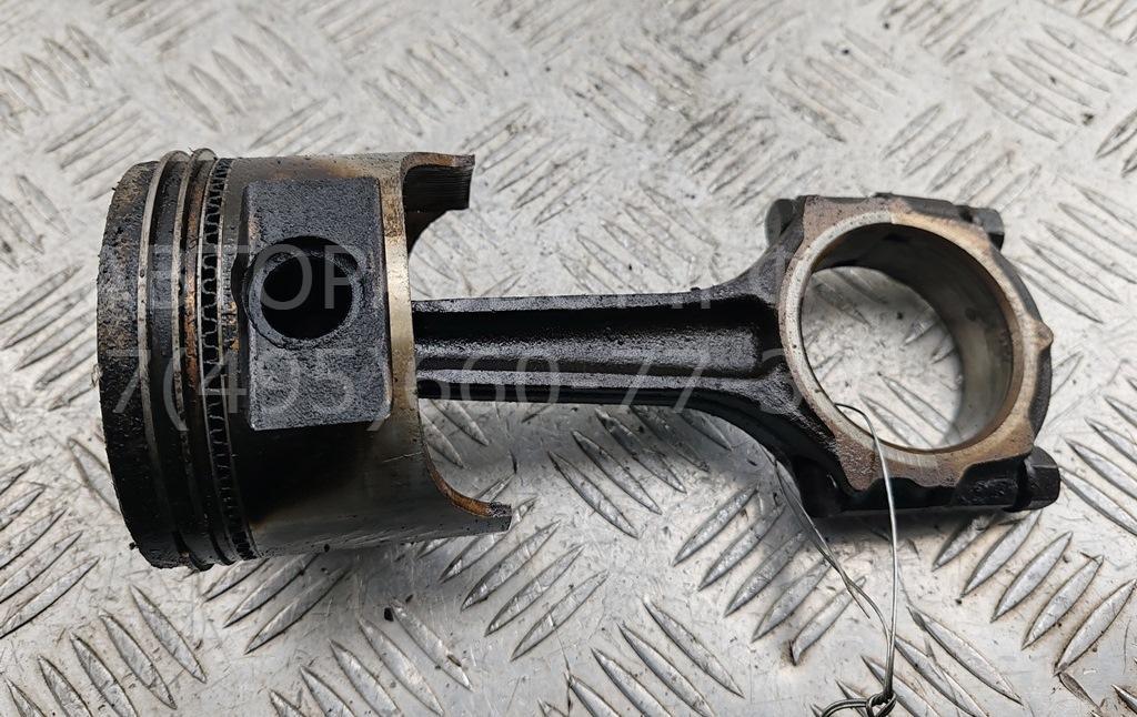 Поршень с шатуном